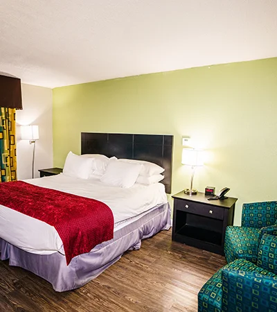 Book hotel rooms in Tennessee